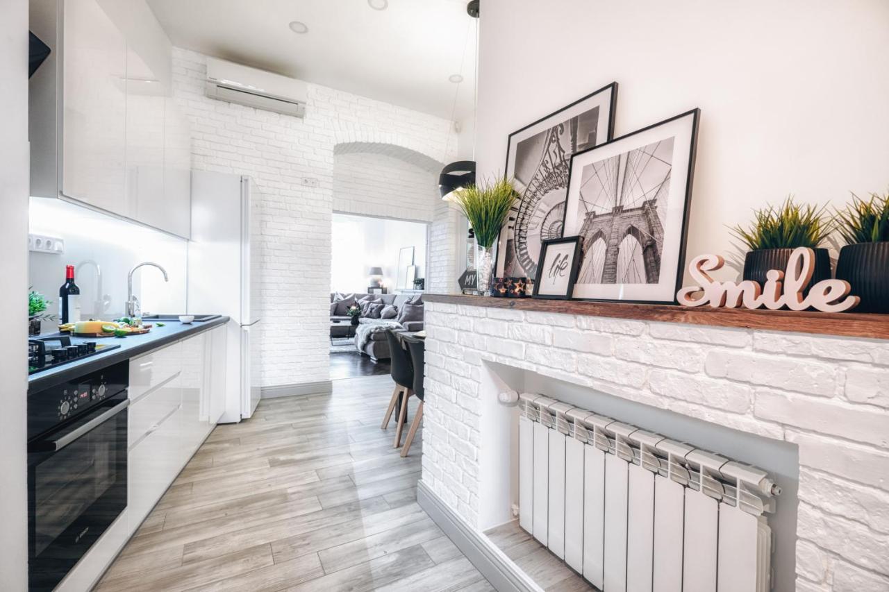 Scandinavian Style Of Lux Apartments In Lviv Exterior photo